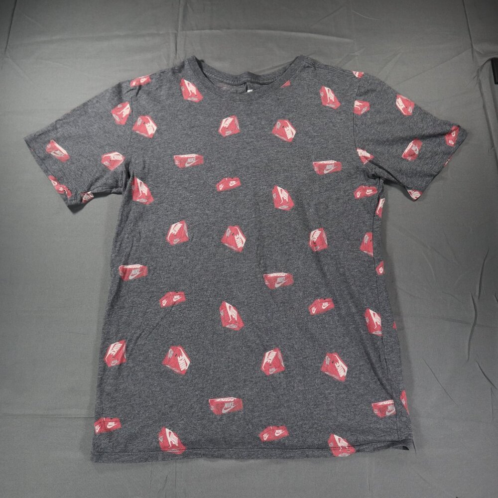 Nike Gray Short Sleeve T Shirt Shoe Box All Over Print Men's Small